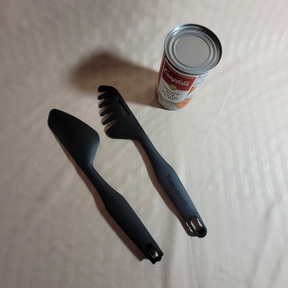 Tupperware Tongs - Picture 2 of 6
